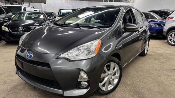 TOYOTA PRIUS C 2013 JTDKDTB32D1033541 image